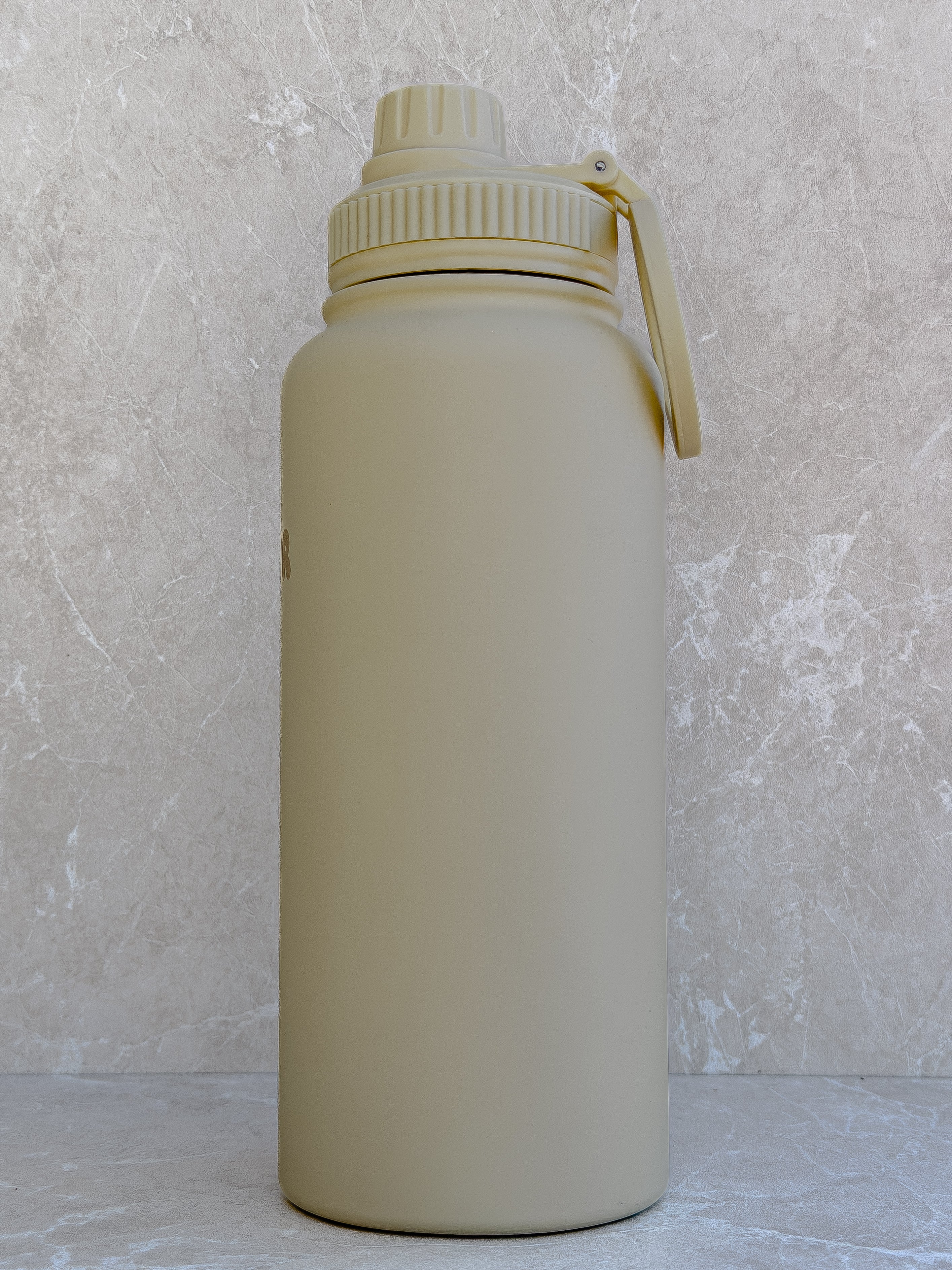 SIPPR Hydration Bottle – BUTTER